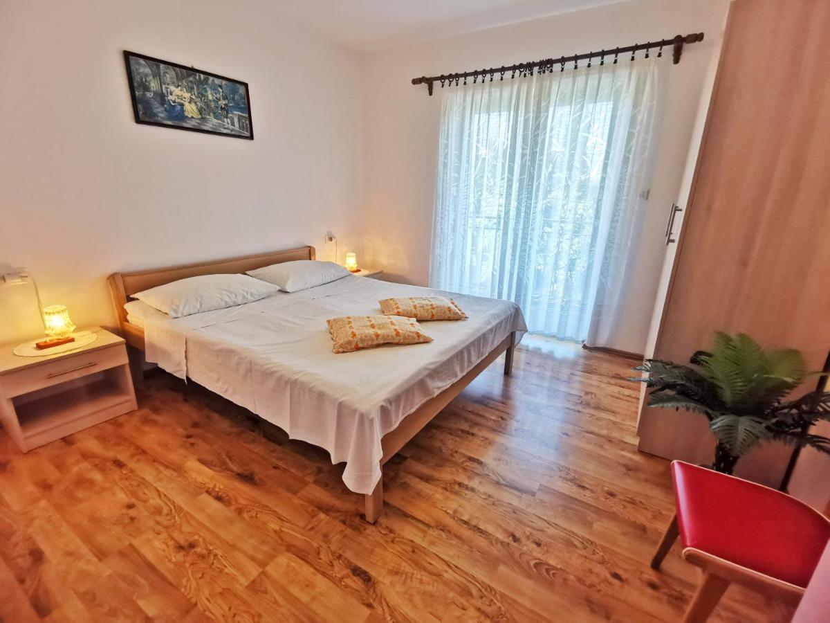 Apartments Sokolic Нерезине Экстерьер фото