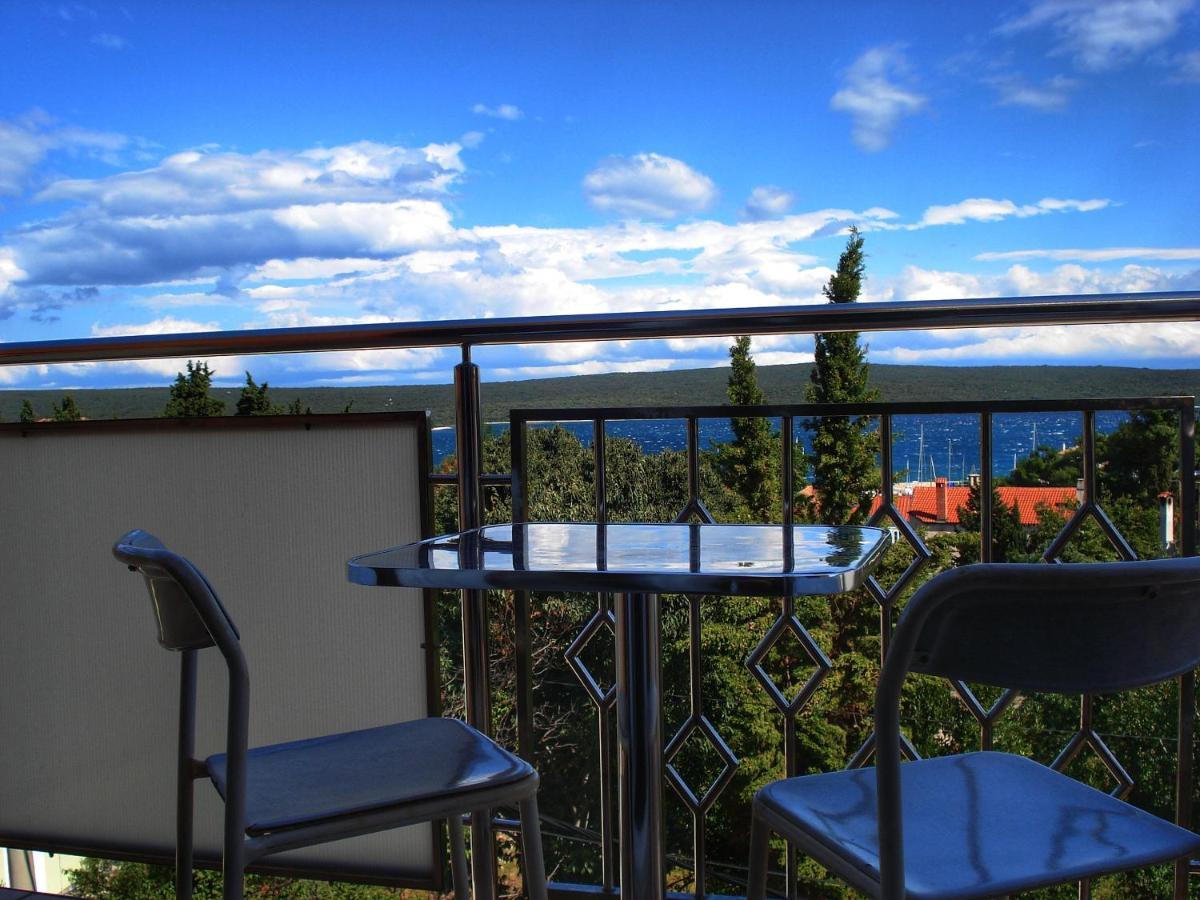 Apartments Sokolic Нерезине Экстерьер фото
